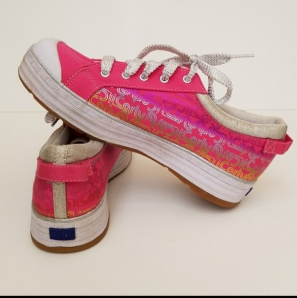 Keds Shoes - ❤Kids i Carly shoes size 5 NWOT